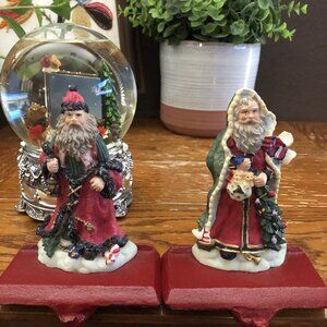 Cedar Creek Collection  Father Christmas Stocking Hanger